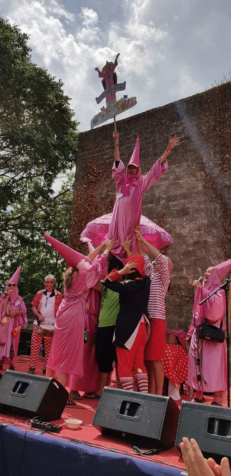 gif-castell-peteurs